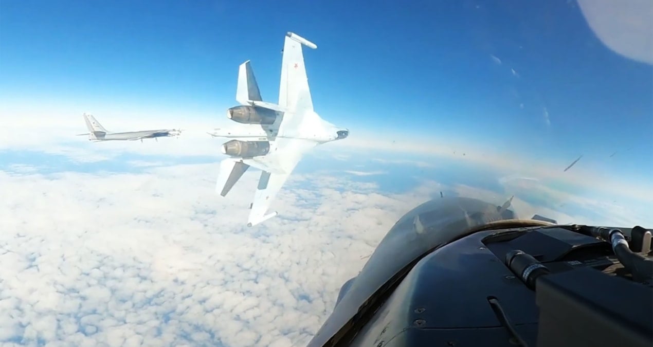 Trump’tan Avrupa’ya izin geldi: ‘Rus uçağı görürseniz, vurun’