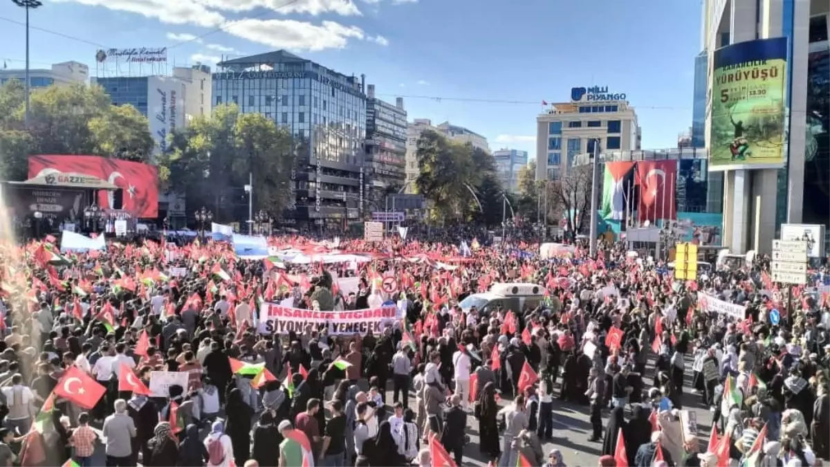 Ankara’da Gazze İçin Yürüyüş