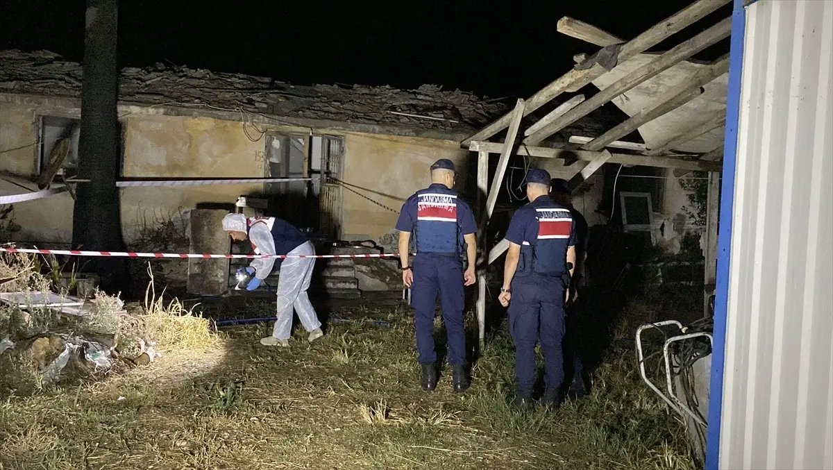 Ceyhan’da Annelerine Saldıran Zanlı Yakalandı