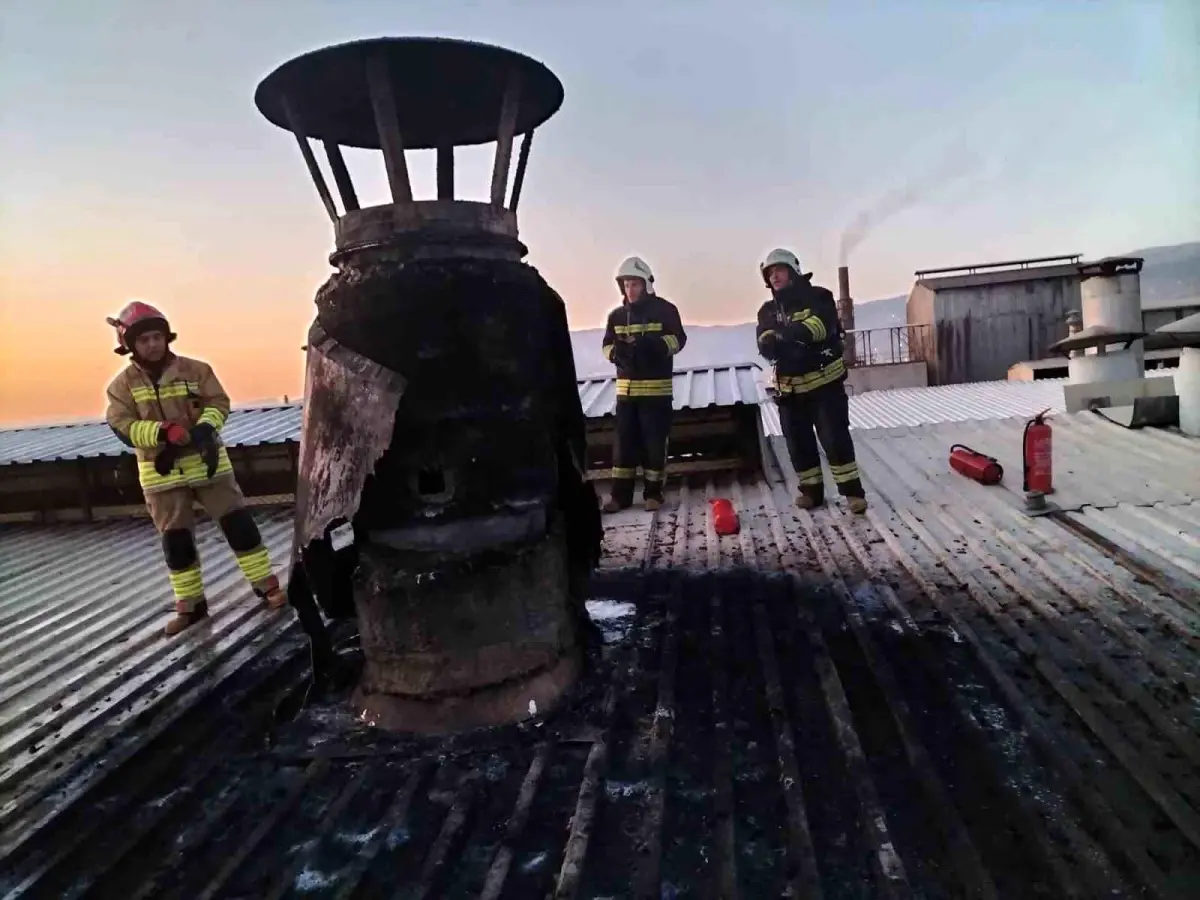 Kahramanmaraş’ta İki Fabrikada Yangın Çıktı