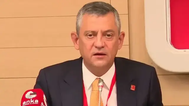 Özgür Özel şikayet mesaisine devam ediyor: Bu kez de İspanya’da Türkiye’yi şikayet etti