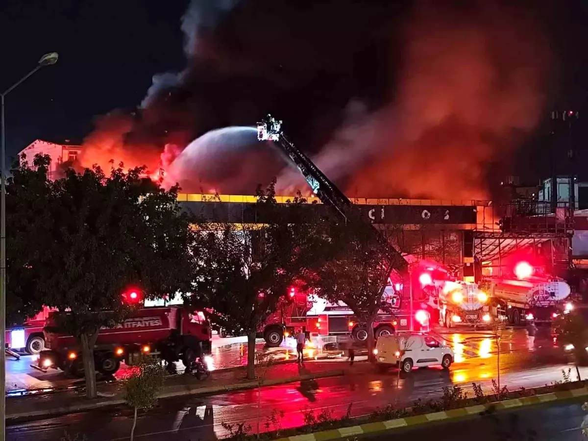Şanlıurfa’da İş Yerinde Çıkan Yangın Kısa Sürede Söndürüldü