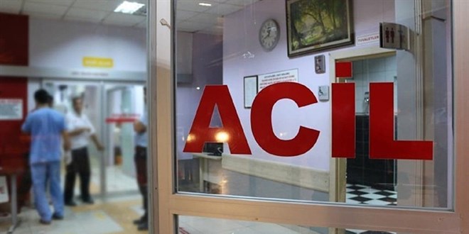 Tarım işçilerini taşıyan midibüs devrildi: 23 kişi yaralandı