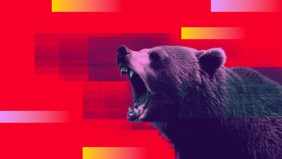 Bitcoin Crashes Under $90K as Death Cross Creates ‘Extreme Fear’ Sentiment