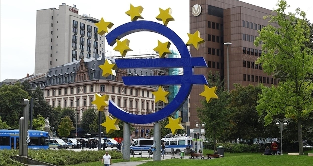 Euro Bölgesi’nde yatırımcı güveni yeniden geriledi