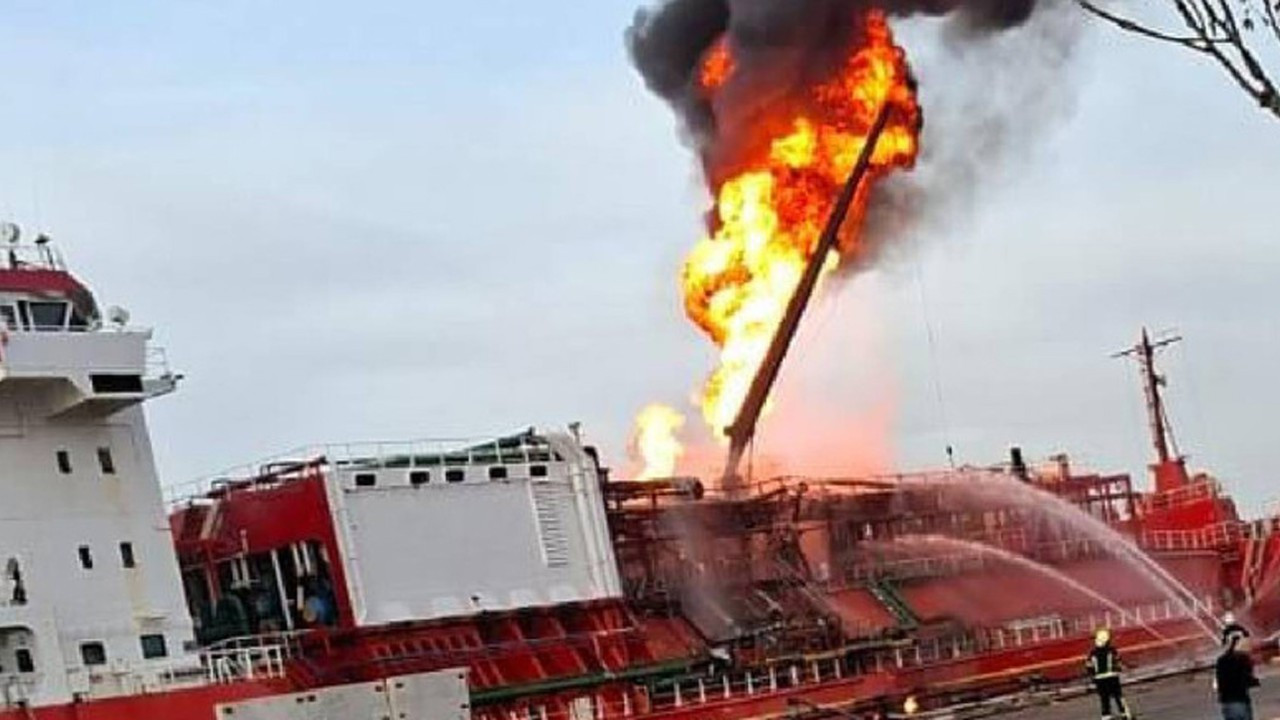 Rusya, İzmail Limanı’ndaki Türk LPG Gemisini Hedef Aldı