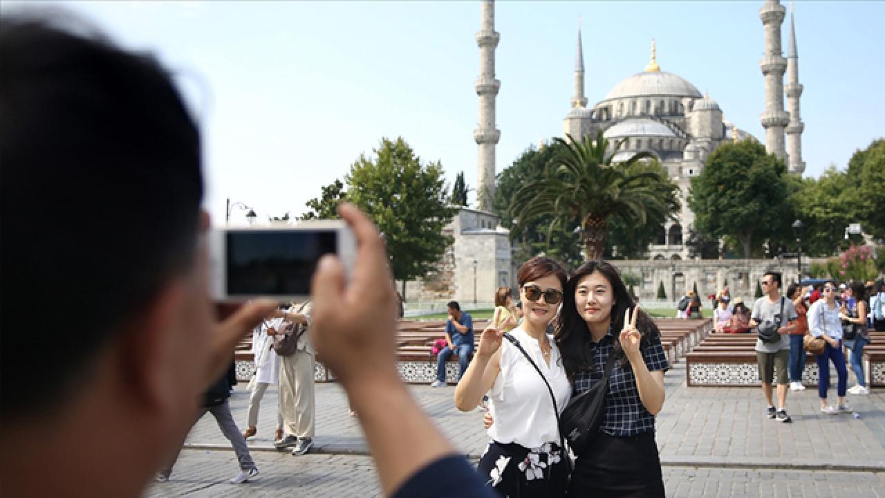 Bakanlık verileri paylaştı! 50 milyondan fazla turist geldi