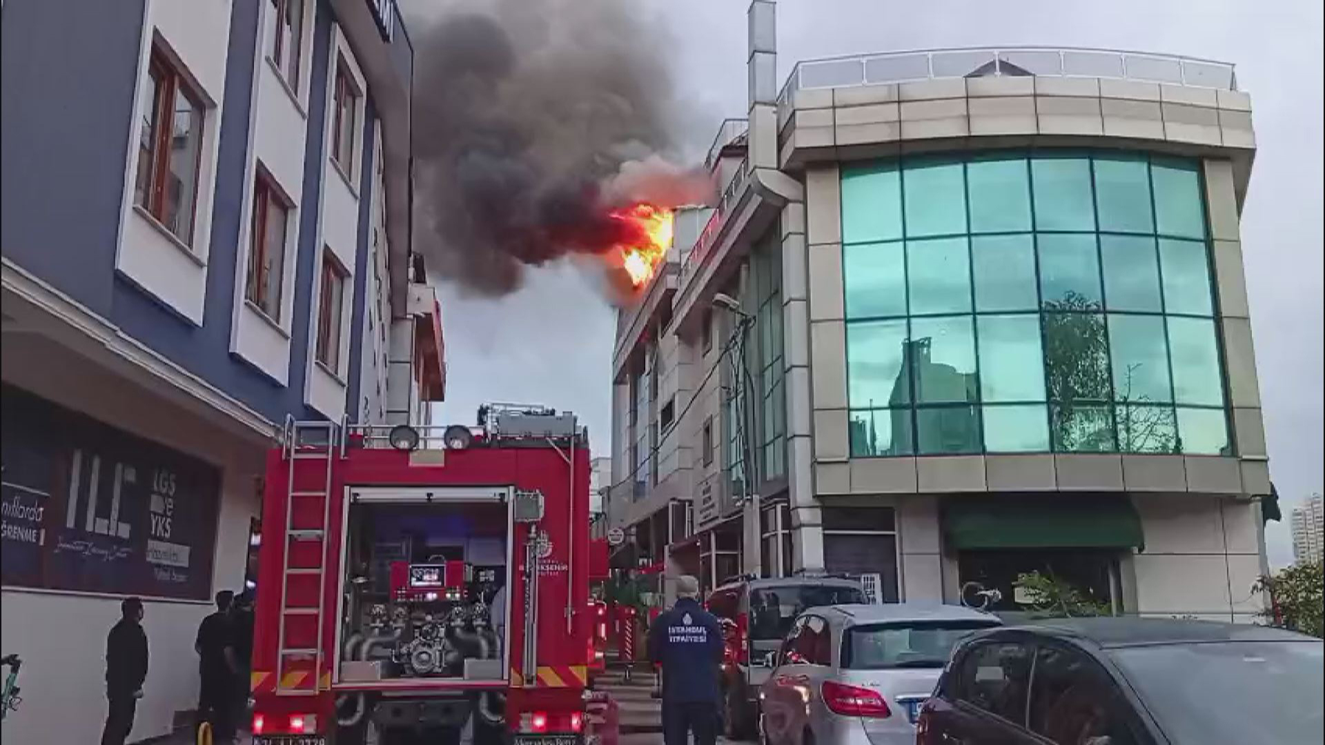 İstanbul’da otel yangını