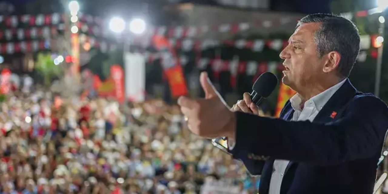 Özgür Özel saat vererek herkesi meydana çağırdı