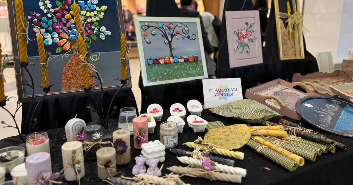 Sakarya’da Engelsiz Hobi Atölyesi ürünleri ilgi gördü