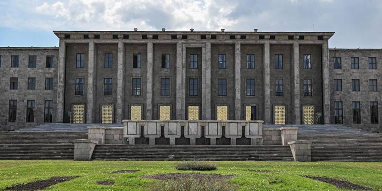 TBMM’de bir taciz iddiası daha! İstismara uğrayan kadın şikayetçi oldu tehdit edildi