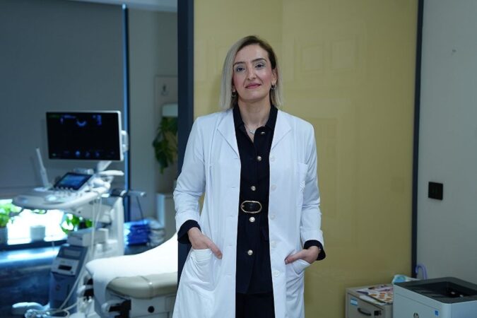 Menopoz Yaşı 40’larda Görülmeye Başladı: Sağlık Uzmanları Uyarıyor